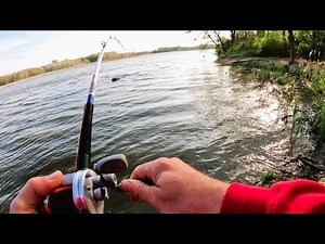 Catching channel catfish with night crawlers (catch and cook)