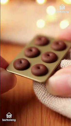 Making Mini Chocolate Glazed Donuts 😍