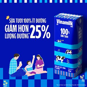 SỮA TƯƠI VINAMILK 100% ÍT ĐƯỜNG GIẢM HƠN 25%* LƯỢNG ĐƯỜNG, THỬ NGAY! 🐄🐄🐄 Sữa đã tươi ngon, nay còn giảm hơn 25% lượng đường, Sữa Tươi Vinamilk 100% vị Ít Đường dịu nhẹ là sự lựa chọn không thể thiếu mỗi ngày cho cả gia đình. Chọn Ít Đường, cho bé thích mê! Chọn Ít Đường, cho mẹ thăng hạng vóc dáng! Chọn Ít Đường, cho cả nhà khỏe vui! #suatuoi100 #vinamilk #itduong #diunhe *So với sản phẩm Sữa tươi tiệt trùng Vinamilk 100% Có Đường --------------------------------------------- Tìm hiểu thêm cá