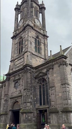 Royal Mile, Edinburgh: The Most Historic Street in Scotland #travel #scotland #edinburgh #royalmile