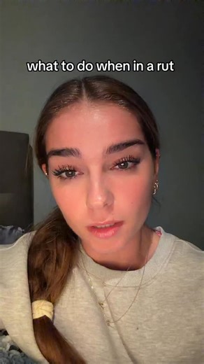 Reagan on Instagram: "Ruts happen when we keep doing the same things but stop seeing results. It’s not about motivation or effort. It’s about patterns. Recognizing what’s keeping you stuck and making small, intentional changes is the key to getting unstuck and regaining momentum. Understanding the ‘why’ behind your rut is the first step toward moving forward"