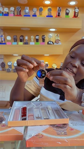 Innovative Round Smart Watches for Classy Ladies