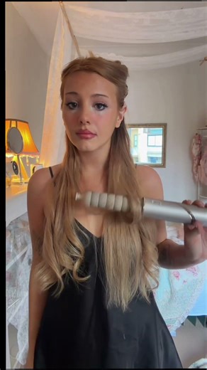 Soft blowout hair tutorial (extension friendly) ✨