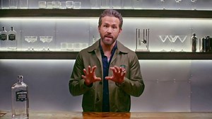 Aviation American Gin TV Spot, 'Flower Shop' Featuring Ryan Reynolds