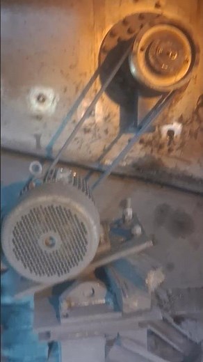 Vibrating Screen motor and Drive Pulley arrangement