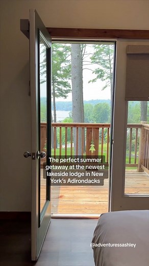 The Lodge at Schroon Lake has officially opened along the beautiful and serene Schroon Lake in New York’s Adirondacks region! ✨Head over to IG for a fun giveaway to win a stay! This resort is the perfect outdoor getaway with lake views, multiple room options, on-site restaurants and bars, and plenty of outdoor activities! 📍Located in Schroon Lake, New York 🚗 About a 4 hour drive from NYC 🚗 90 minute drive from Albany 🥾 30 minutes from the beautiful hiking trails of Keene Valley #nycgetaways 