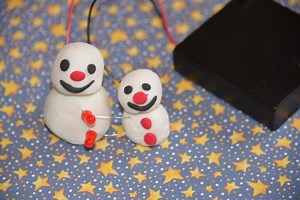 Light Up Snowman - Play Dough Circuit