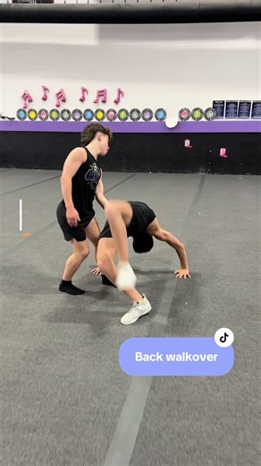 Standing full, no problem. Backwalkover…☠️ #cheerleading #tumbling #cheergym #allstarcheer #explorepage