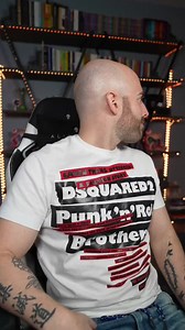 61K views · 3.1K reactions | Why did they have to ruin minecraft like that!? :$ #facts #knowledge #learn #fyp #foryou #foryoupage #wow | Matthew Santoro | Facebook