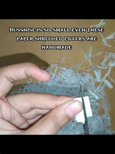 “Small business itna small hai ke packing fillers bhi handmade hain 🥲 Phir bhi hope nahi chori 💪✨” #SmallBusinessLife #BusinessStruggle #HandmadeBusiness #PakistaniSmallBusiness #EntrepreneurLife