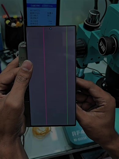 কি ব্রাদার! গ্রীনলাইন ফিক্স করবেন নাকি ডিসপ্লে পরিবর্তন করবেন?🤩