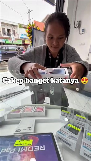 Akhir-akhir ini banyak yang DP untuk keep stok iPhone 14 karna sering kehabisan, stok menipis 🥲 #leuwiliang #bogor #fyp #iphone #iphone14
