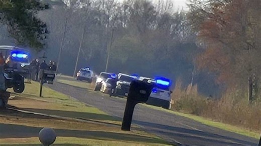 Body found near Melinda Road in Robeson County