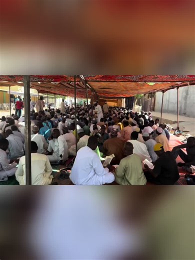 Kousseri, 30 janvier 2026 - Cérémonie de 7ème jour en mémoire de la mère de Eg MINDEF SAÏD KAMSOULOUM, décédée le 25 janvier à Yaoundé. Plusieurs personnalités, dont des chefs traditionnels, religieux, politiques et forces de l'ordre, se sont réunies aujourd'hui à Kousseri pour cet hommage. La cérémonie de sacrifice a débuté à Yaoundé avant l'arrivée de Eg à Kousseri. Une forte mobilisation pour honorer sa mémoire.