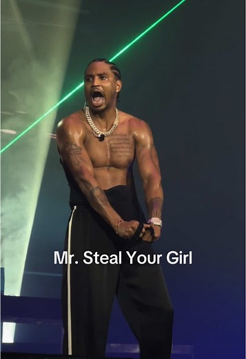 Mr. Steal Your Girl: Trey Songz Concert Highlights
