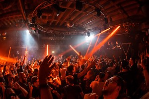 The energy on saturday at Cosmic Gate set was indescribable! Everybody danced through the whole night! That's what we call a legendary event⚡ CC: AWAKE | Proton The Club