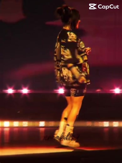 quality COOKED on this one @BILLIE EILISH @Billie Eilish Home @FINNEAS #fyppppppppppppppppppppppp #billieeilish #fypシ #goviral #billie @丰 𝓑𝓾𝔃𝔃𝓪 丰 @Tom Kaulitz @ℓα¢єу 丰