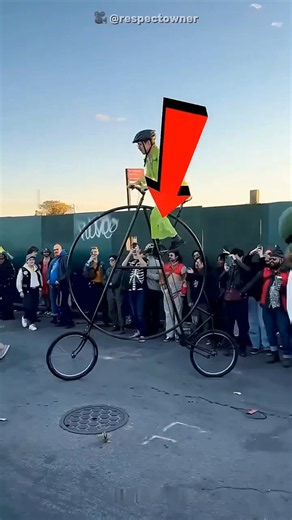 Japan Has the Craziest Bicycle Competition! 🤯