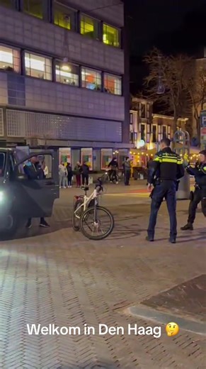 Video's van A.H.M.E.D.K.U.R.D (@k.u.r.d.054) met origineel geluid - Ddouble_bankjes