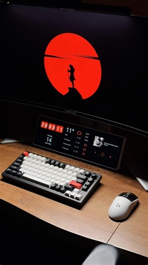 Latest addition to the PC setup 🔥 CORSAIR XENEON EDGE, 14.5-inch touchscreen display ‪@corsair‬ 👏