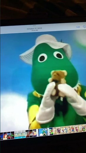 The Wiggles Dorothy The Dinosaur Teddy Bear Hug