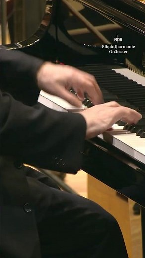 Emanuel Ax performs Mozart’s Piano Concerto in D minor 🎹
