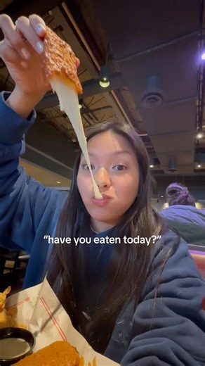 CHILI’s 🌶️ tripple dipper is so good #shorts