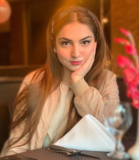 Dananeer Mobeen Wiki, Height, Age, Boyfriend, Family, Biography & More - WikiBio