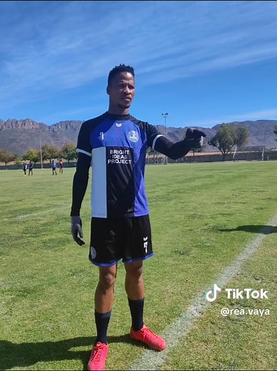 Rea Vaya (@rea.vaya)’s videos with Tshwala Bam (feat. S.N.E, EeQue) - TitoM & Yuppe