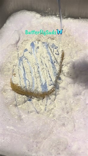 Creating Unique Dish Soap Powder Bombs