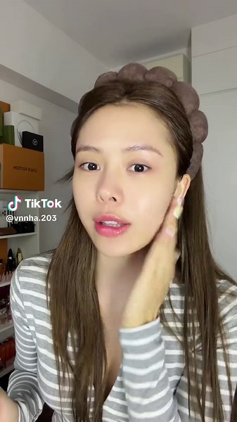 Kem lót Zyvia: Hướng dẫn chọn & sử dụng để da mịn đẹp