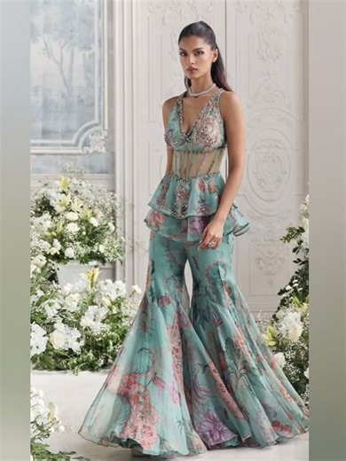 Latest partywear outfits 🤌💅💕✨ #outfitideas #outfit #partywear #fashion #party #outfitinspo