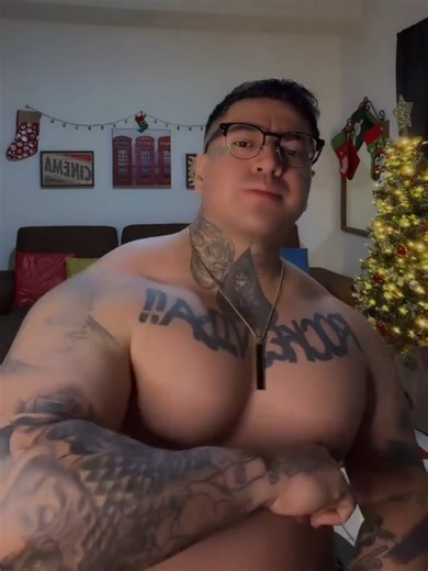 Beefy Muscle Show: Bulk Up with Bodybuilding Motivation