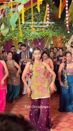 Bride Mehndi Dance Performance with her Bridesmaids | Wedding Dance | Sangeet Dance | Bridal Squad