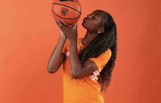Lady Vols Basketball Five-Star Recruiting Target Commits to Clemson | Rocky Top Insider