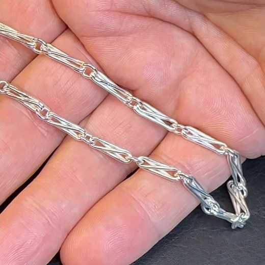 Making a silver chain.