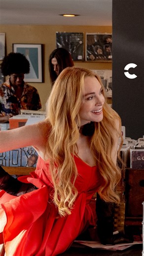 2.7K views · 10K reactions | ¡Volvieron las reinas del body swap! 朗 #LindsayLohan y #JamieLeeCurtis te invitan aquí a disfrutar el estreno de #OtroViernesDeLocos. ¿Te veo ahí? ✨ | Cinépolis | Facebook