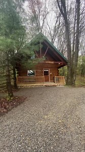 Hi Everyone! Tonight we are featuring the 🐻 Mama Bear Luxury Log Cabin! 🐻 The Mama Bear is available the following summer nights only: JUNE - 1st, 8th, 26th, 27th JULY- 26th, 30th, 31st AUGUST - 1st, 2nd, 16th, 20th, 21st, 22nd, 27th, 28th, 29th, 30th, 31st *We do still have weekdays available in May, but weekends are completely booked* **June, July and August we require a 3 night minimum stay, except when 3 night aren’t available between two bookings. The Mama Bear has some one and two night 