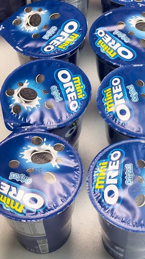 Crunch into something unique! 🌌✨ Our freeze-dried Mini Oreos take the classic favorite to a whole new level—light, crispy, and packed with all the Oreo goodness you love. Perfect for snacking, sharing, or just treating yourself! #frozzlepopzph #frozzlepopz #frozzlepopzcrunch #eventcart #everyonehighlights #freezedriedmagic #freezedriedsnacksph #eventperfection #candies #freezedriedsnacks | Frozzle Popz