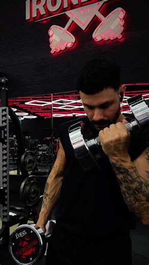 O padrão do treino pesado ⚡️ CROWN Training #academia #shape #motivation #gymstyle #musculação