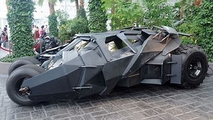 JOE.ie - Have you seen the awesome golf cart that looks like a Batmobile?
