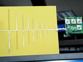 Radio chip inspired by human ear