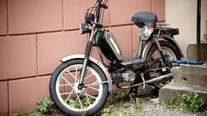 A 50cc Moped: Ideal Scooters for Beginners