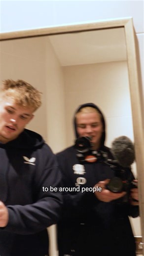 Guy Pepper on what Henry Pollock's like behind closed doors 🚪 | ‪@o2ukofficial‬ | #WearTheRose