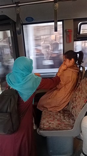 Fındık zadeye ortepedi ayakkabı ismarlamıştık onu almaya gidiyoruz bazı ihtiyaçlarını alıp dunjecwyiz . | Gulsum Oluk