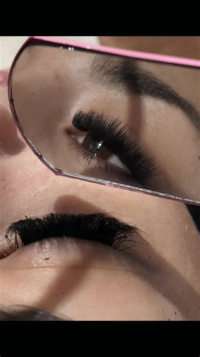 Lash Trends to Try This Season