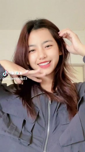 #ボディズーム #kiss myself#မြင်ပါများပီးချစ်ကျွမ်းဝင်အောင်လို့🤒🖤 #ဂျပန်ရောက်မြန်မာမလေး😁🇯🇵