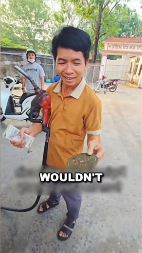 This Guy Pays Ming Dynasty Coin