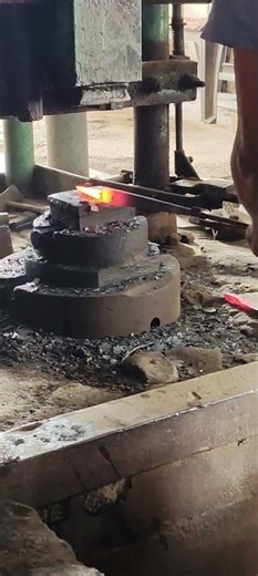 How to Shape Hot Iron with Power Hammer. #luhar #welding #blacksmith #panchal
