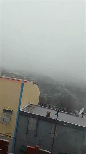 شاركو معانا الاجواء الرائعة اللهم بارك 🌨